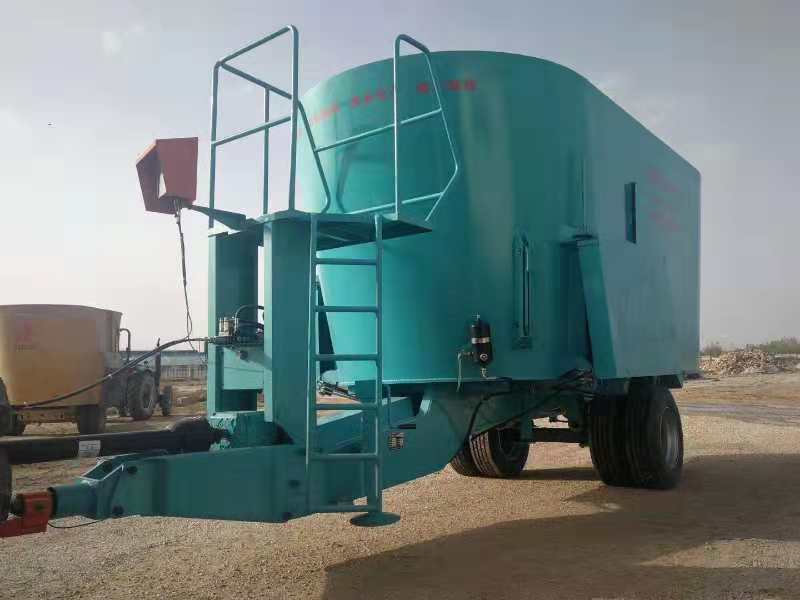 2018年 王煒陜西21立方TMR攪拌車(chē).JPG